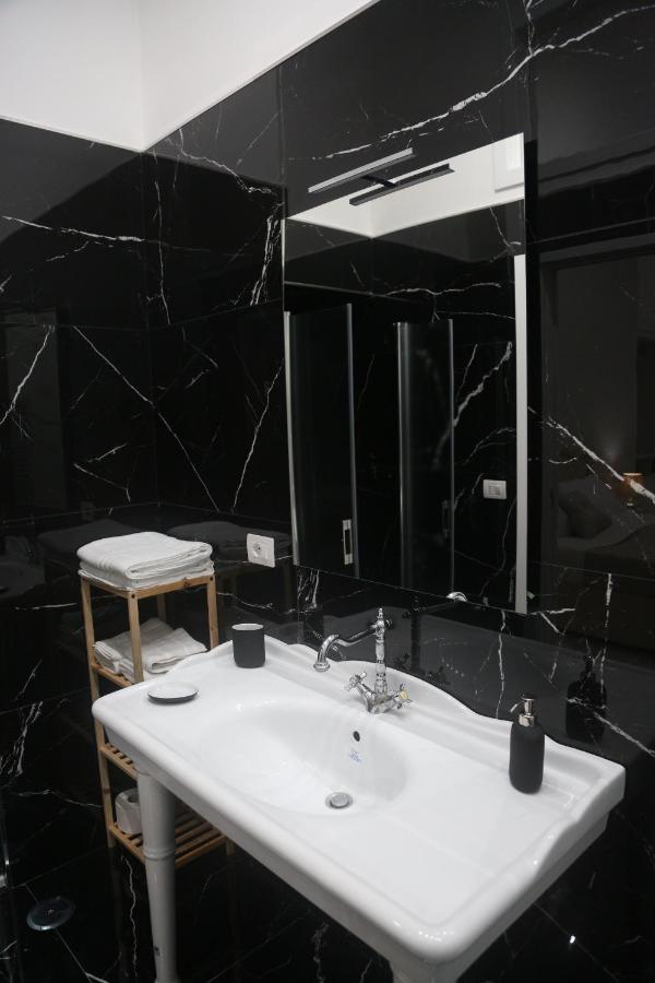 Opera Home Napoli 外观 照片